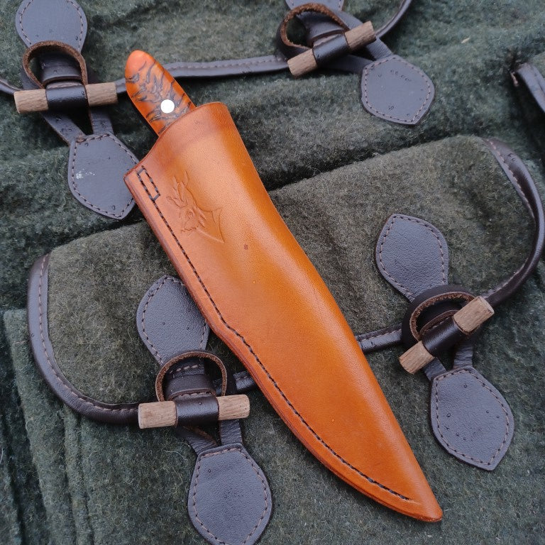 Roe Stalker Orange Pinecone hybrid and black