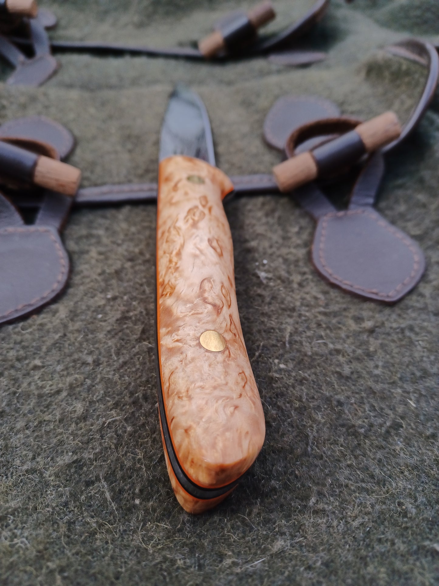 Roe Stalker knife Thor Damasteel, Stabilised Masur birch