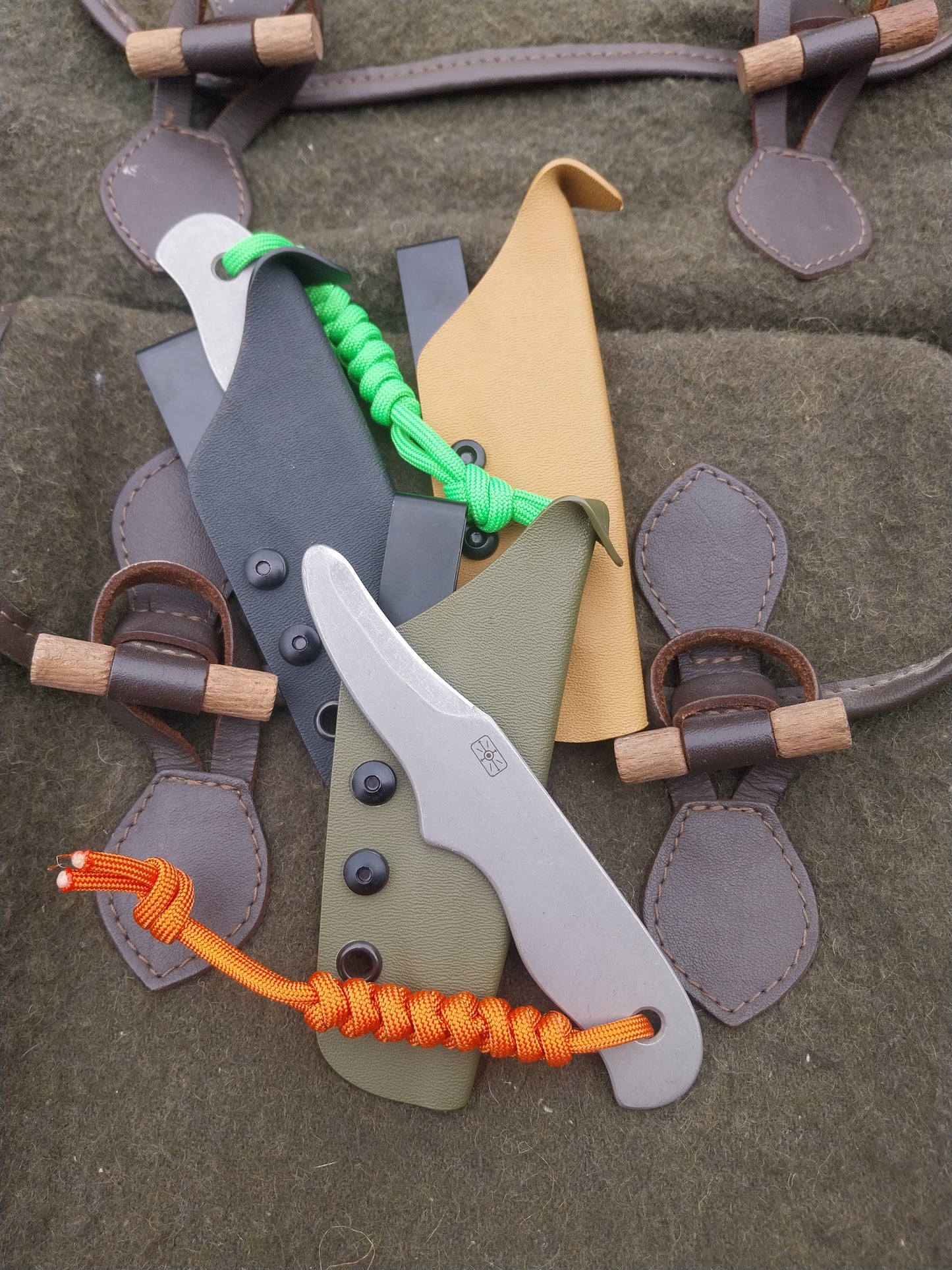 Naked Coney Kit Zipper