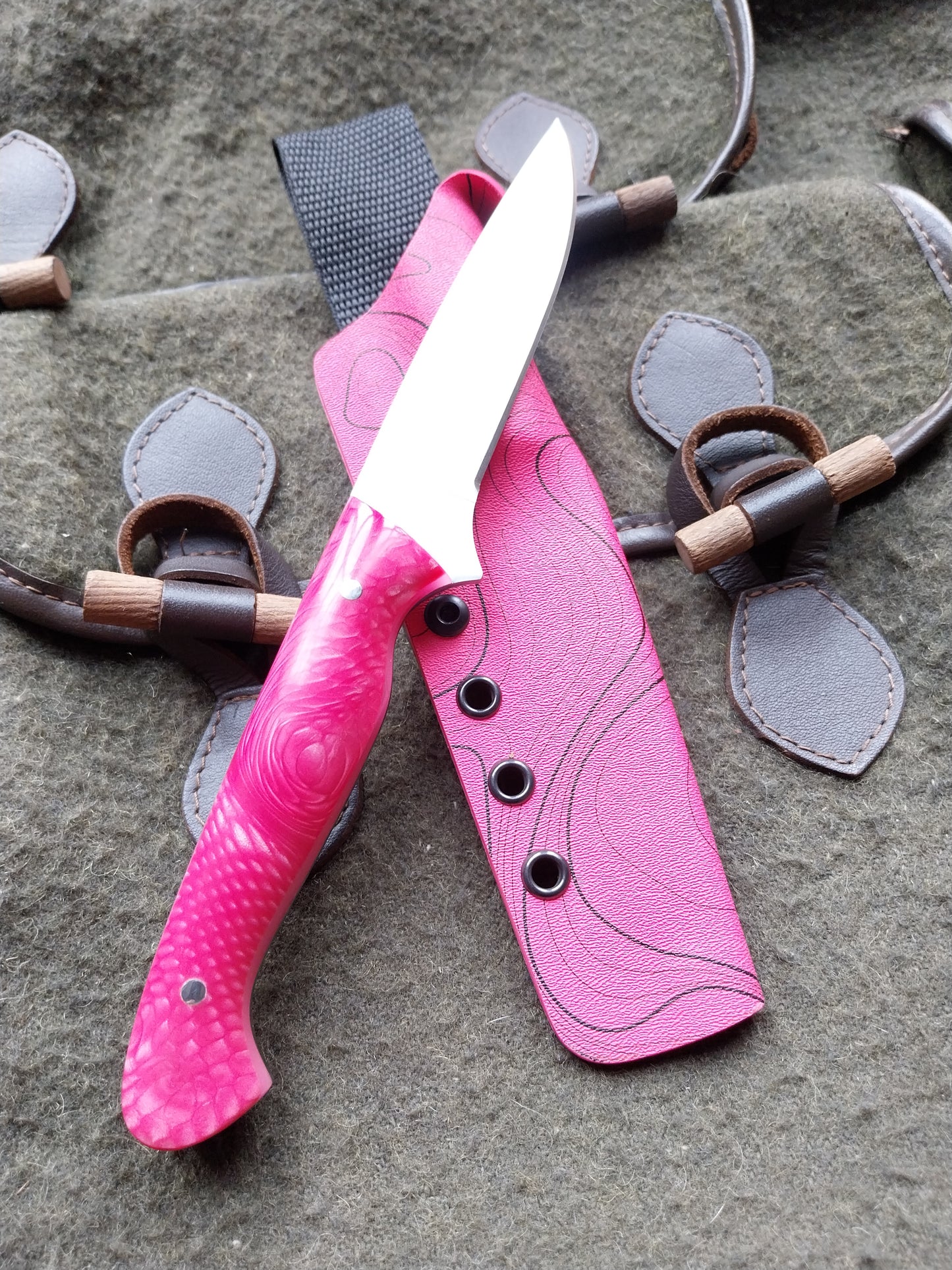 Roe Catcher Pink Dragon