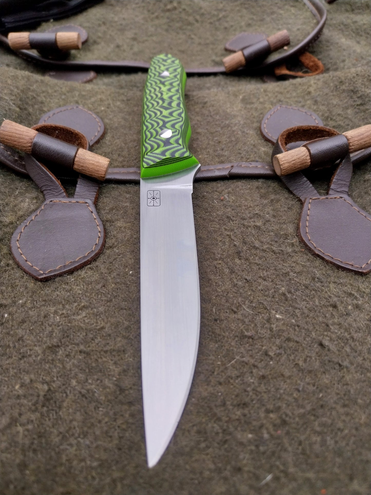 Fallow Stalker Green and black Sure-Touch G10