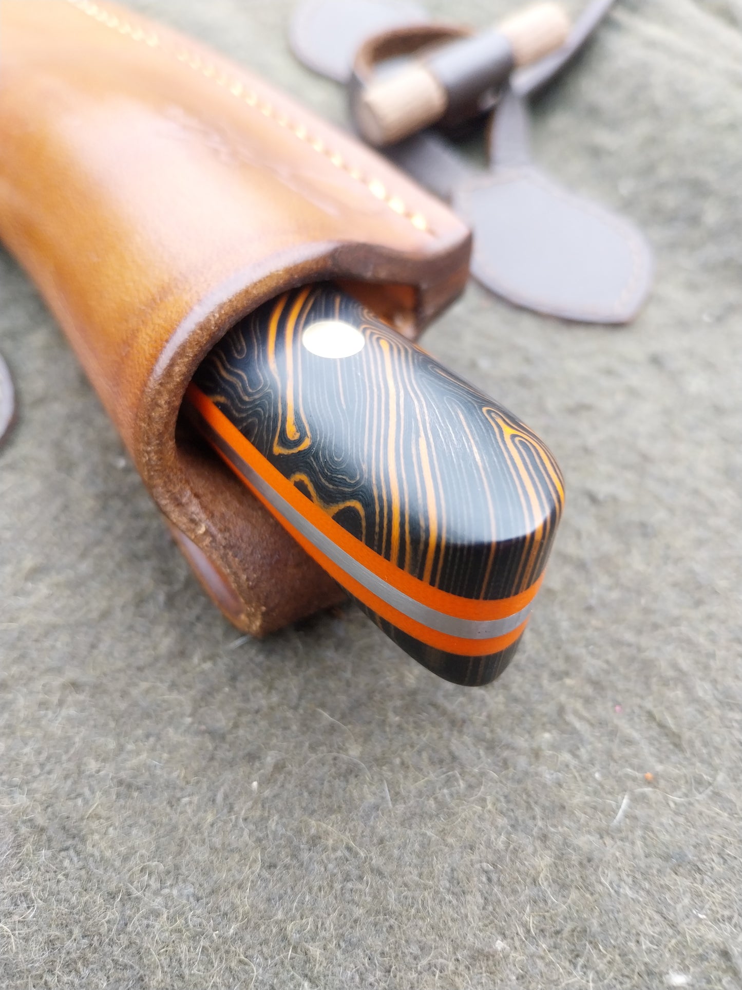 Fallow Stalker Orange and Black damascus G10