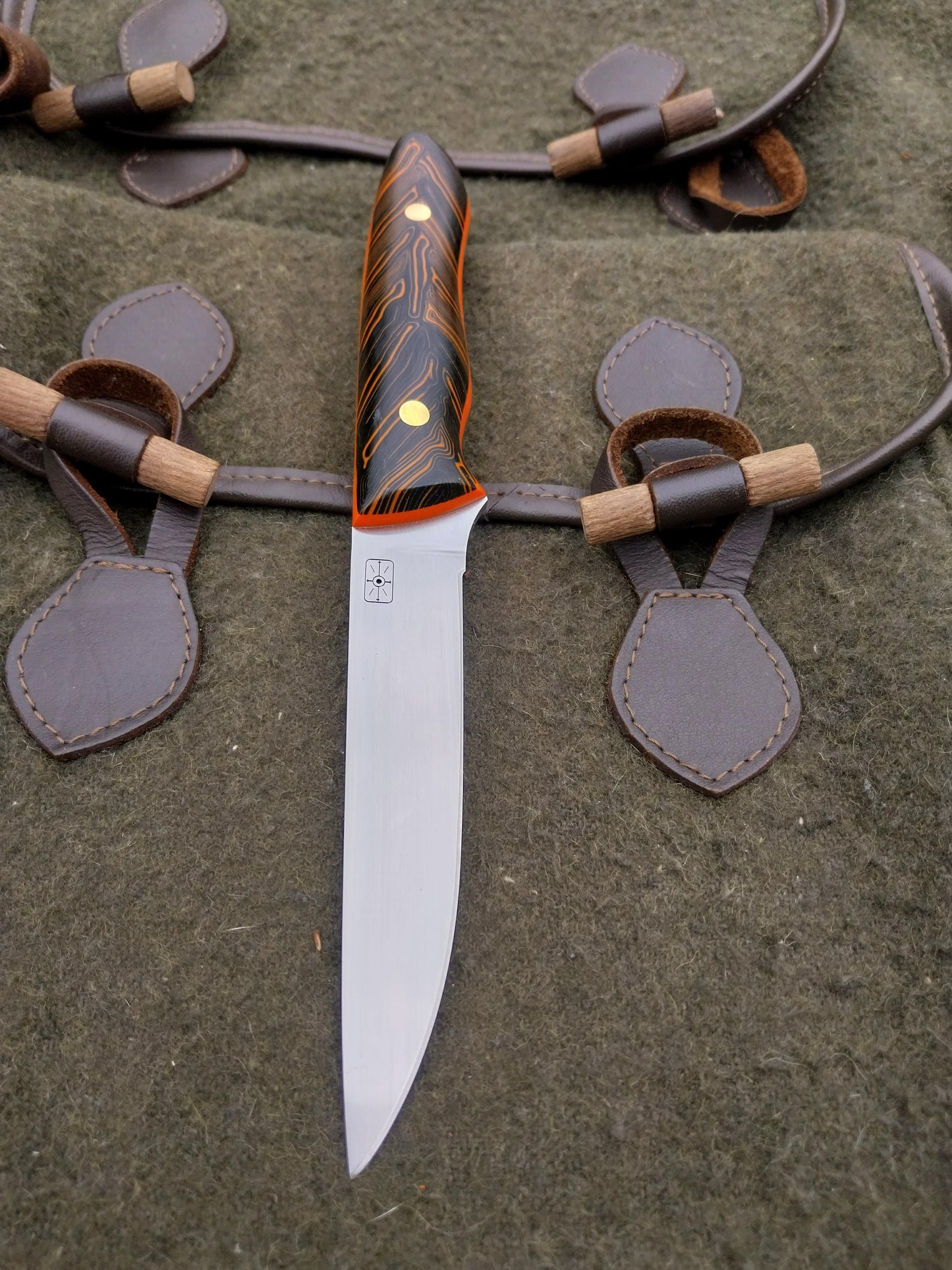 Fallow Stalker Orange and Black damascus G10