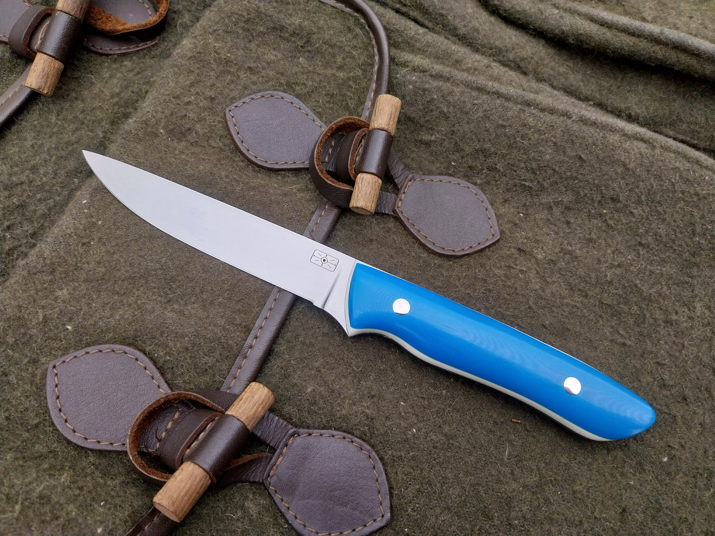 Fallow Stalker Blue/White