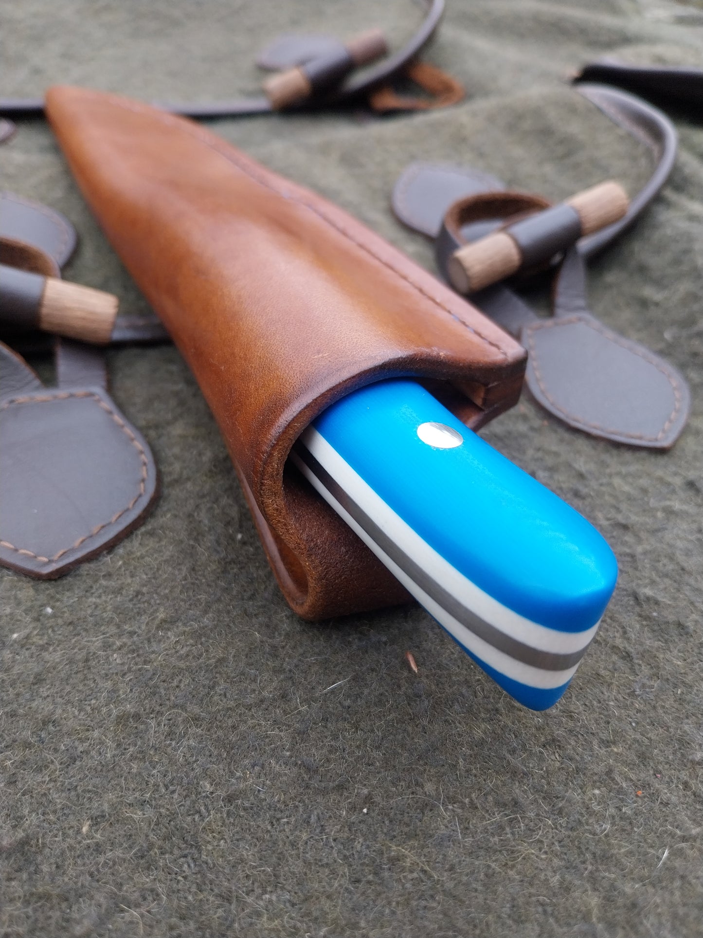 Roe Stalker Blue/White G10