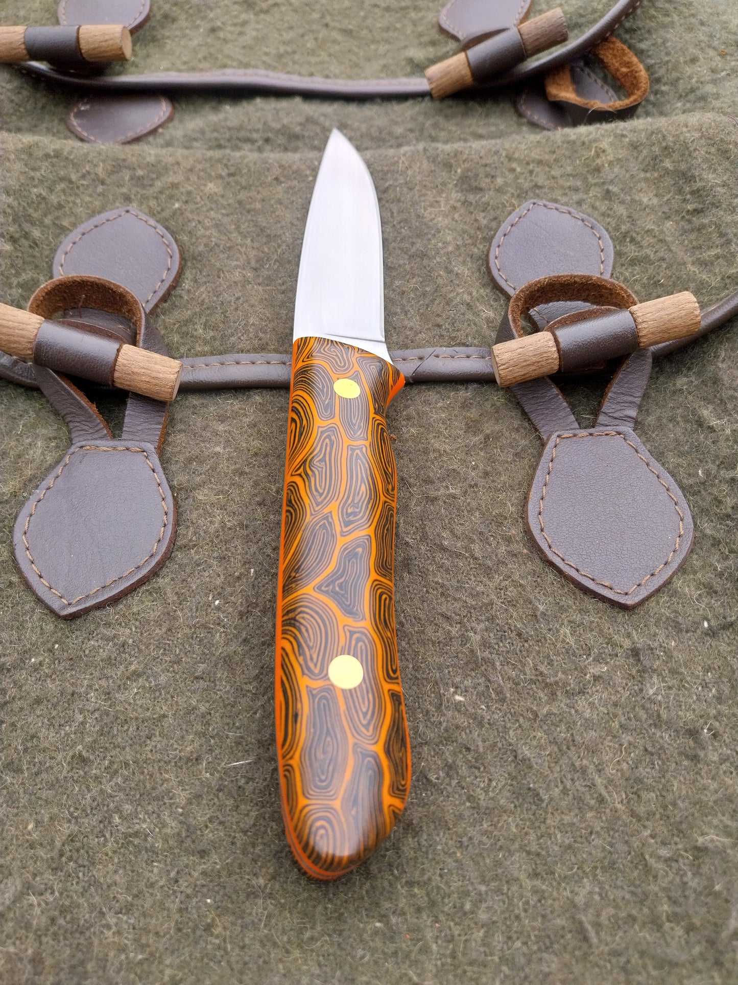 Roe Stalker Orange and Black Damascus G10