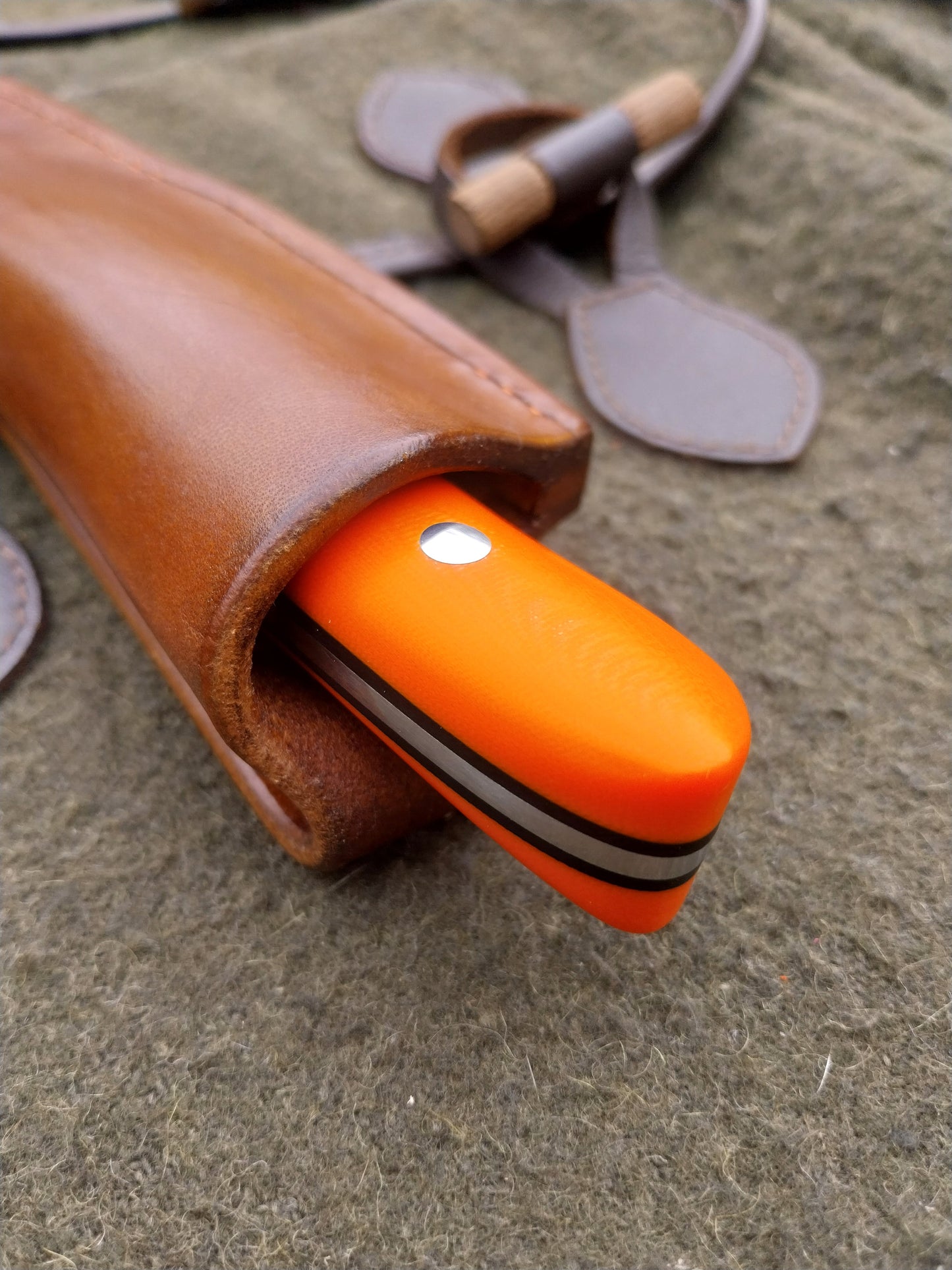 Roe Stalker Orange and Black