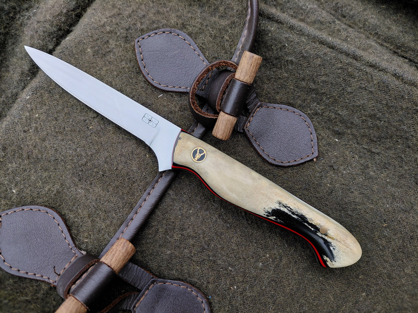 Muntjac Catcher Antler
