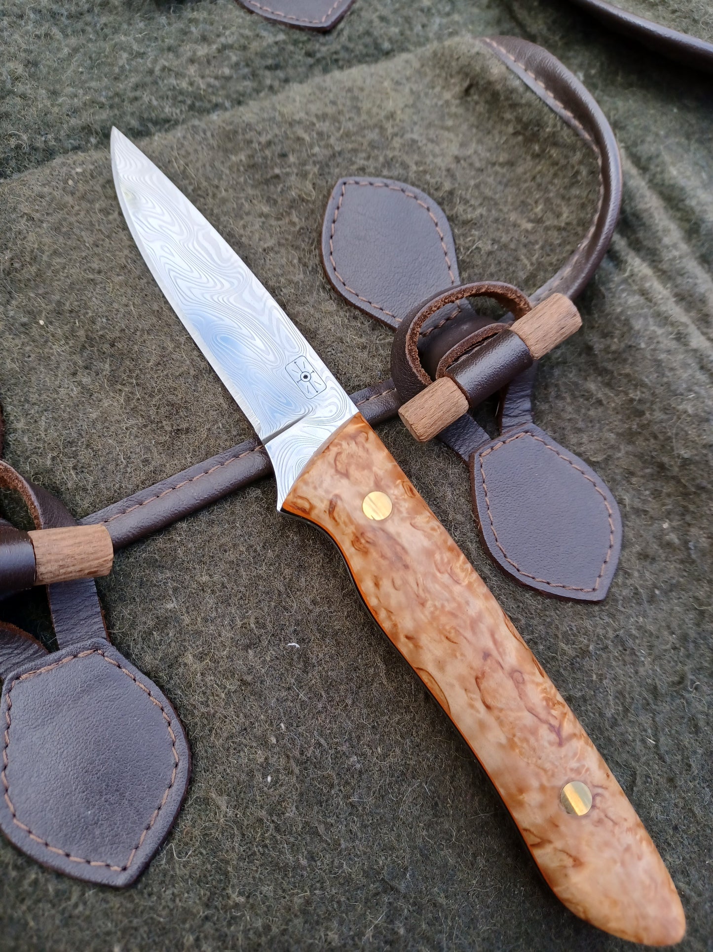 Roe Stalker knife  Thor Damasteel,  Stabilised Masur birch