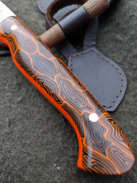 Roe Catcher Damascus orange and black G10