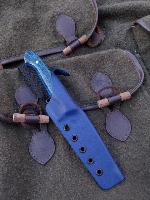 Muntjac Catcher Black and Blue G10