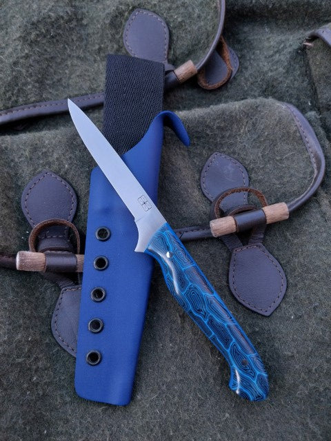 Muntjac Catcher Black and Blue G10