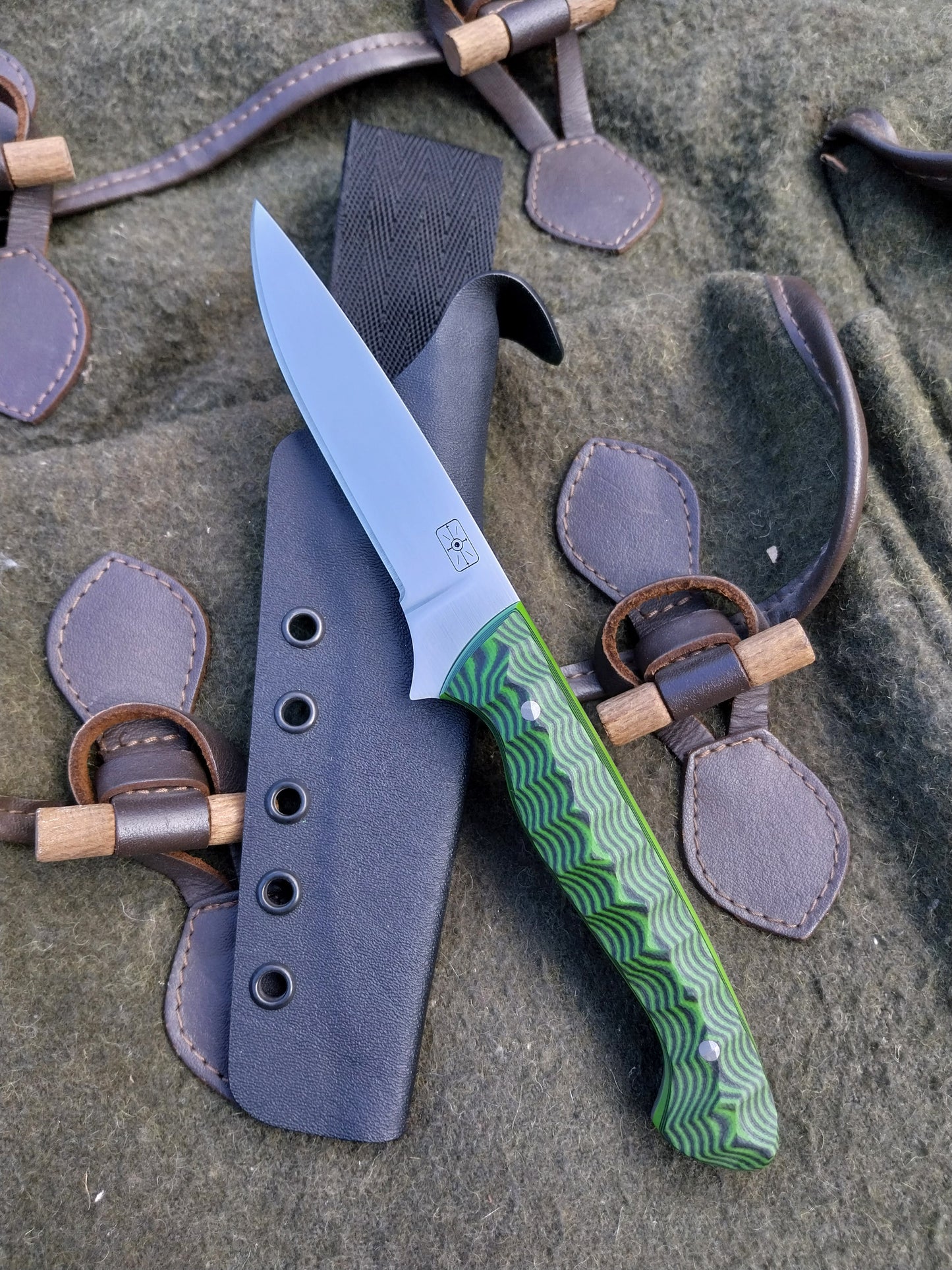 Roe Catcher Green and Black G10