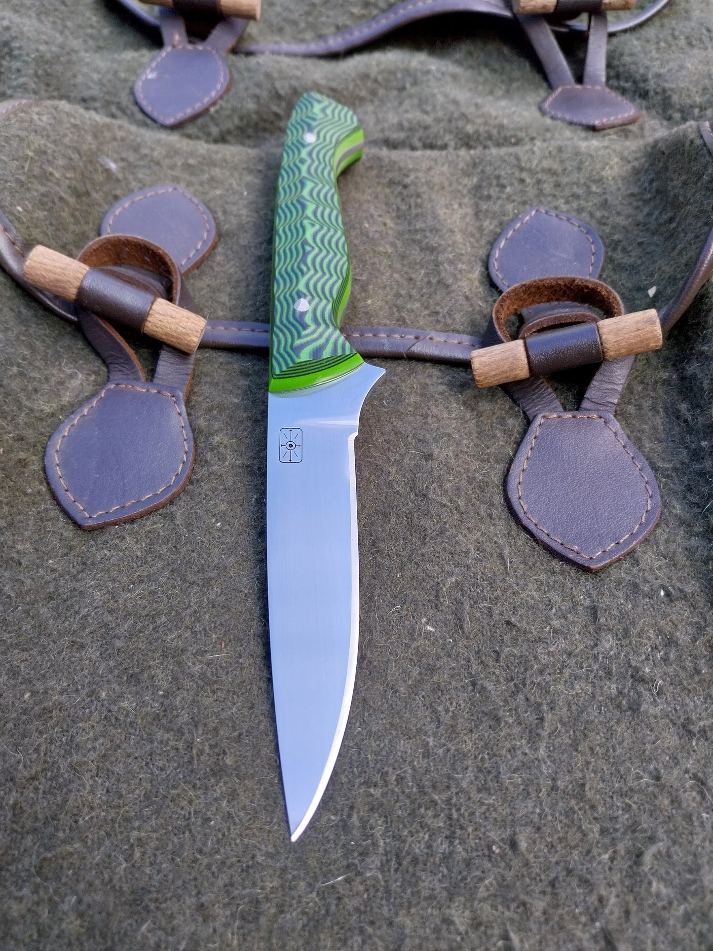 Roe Catcher Green and Black G10