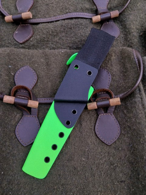 Muntjac Catcher neon green G10