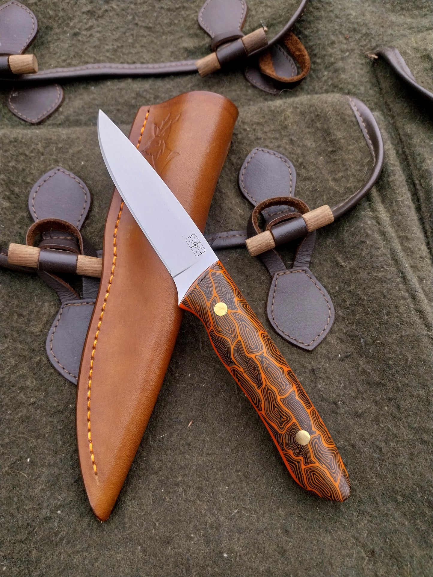 Roe Stalker Orange and Black Damascus G10