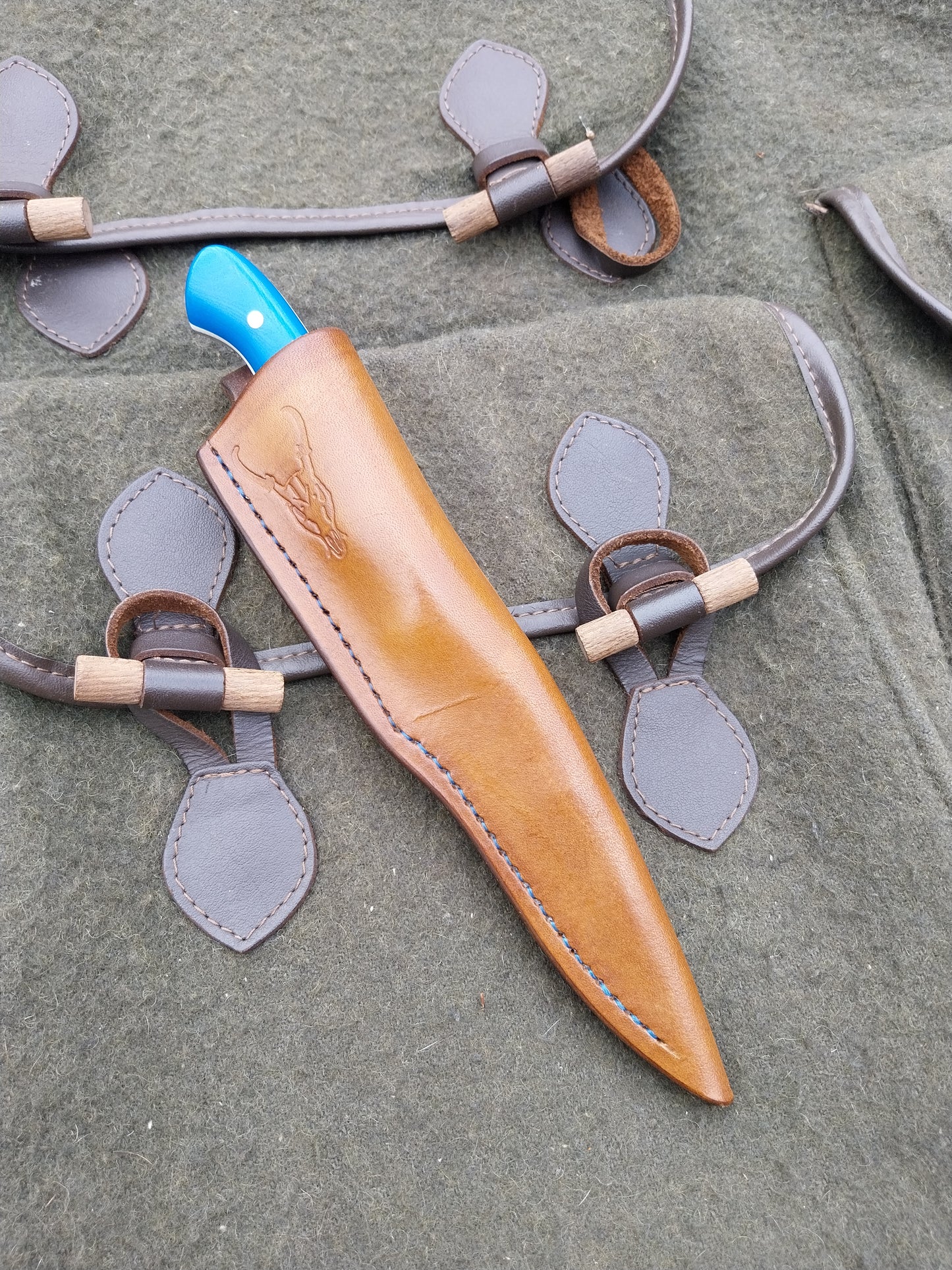 Muntjac Catcher Blue/White