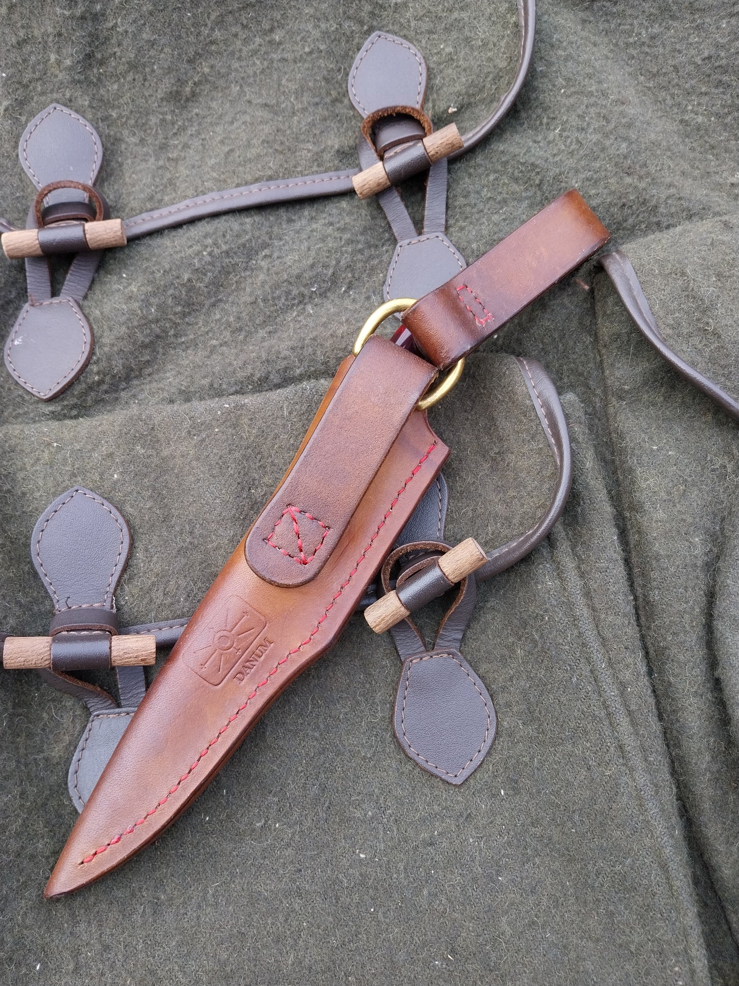 Muntjac Catcher Buckeye Burl / Dark Red Resin Hybrid