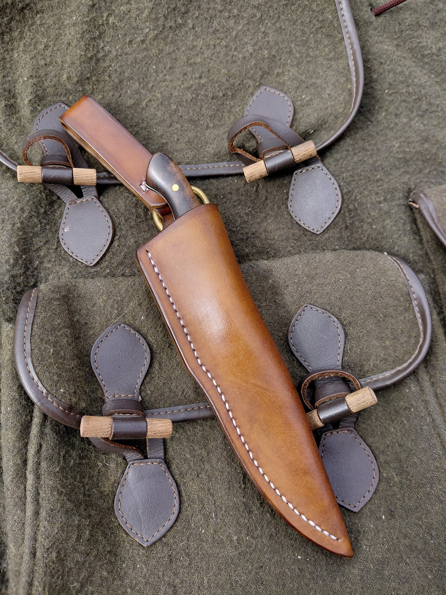 Roe Catcher Antler and Walnut