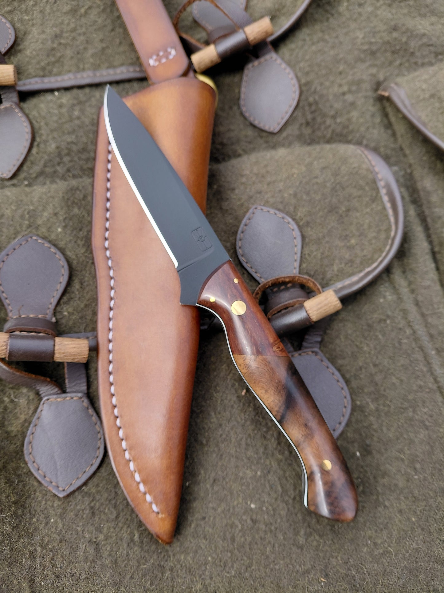 Roe Catcher Antler and Walnut