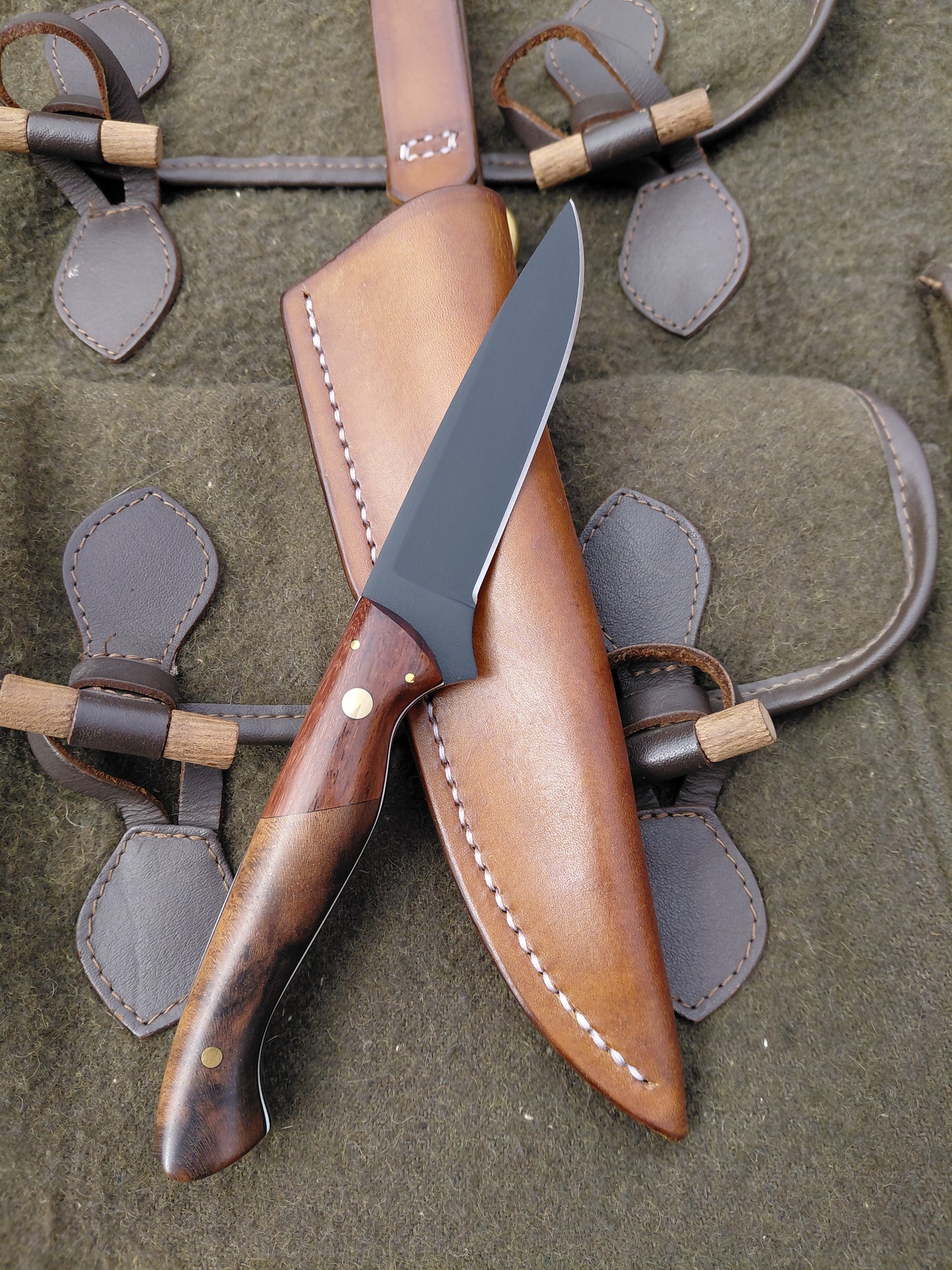 Roe Catcher Antler and Walnut