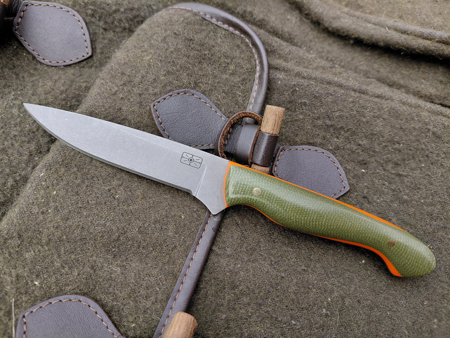 Roe Catcher Green Canvas Micarta