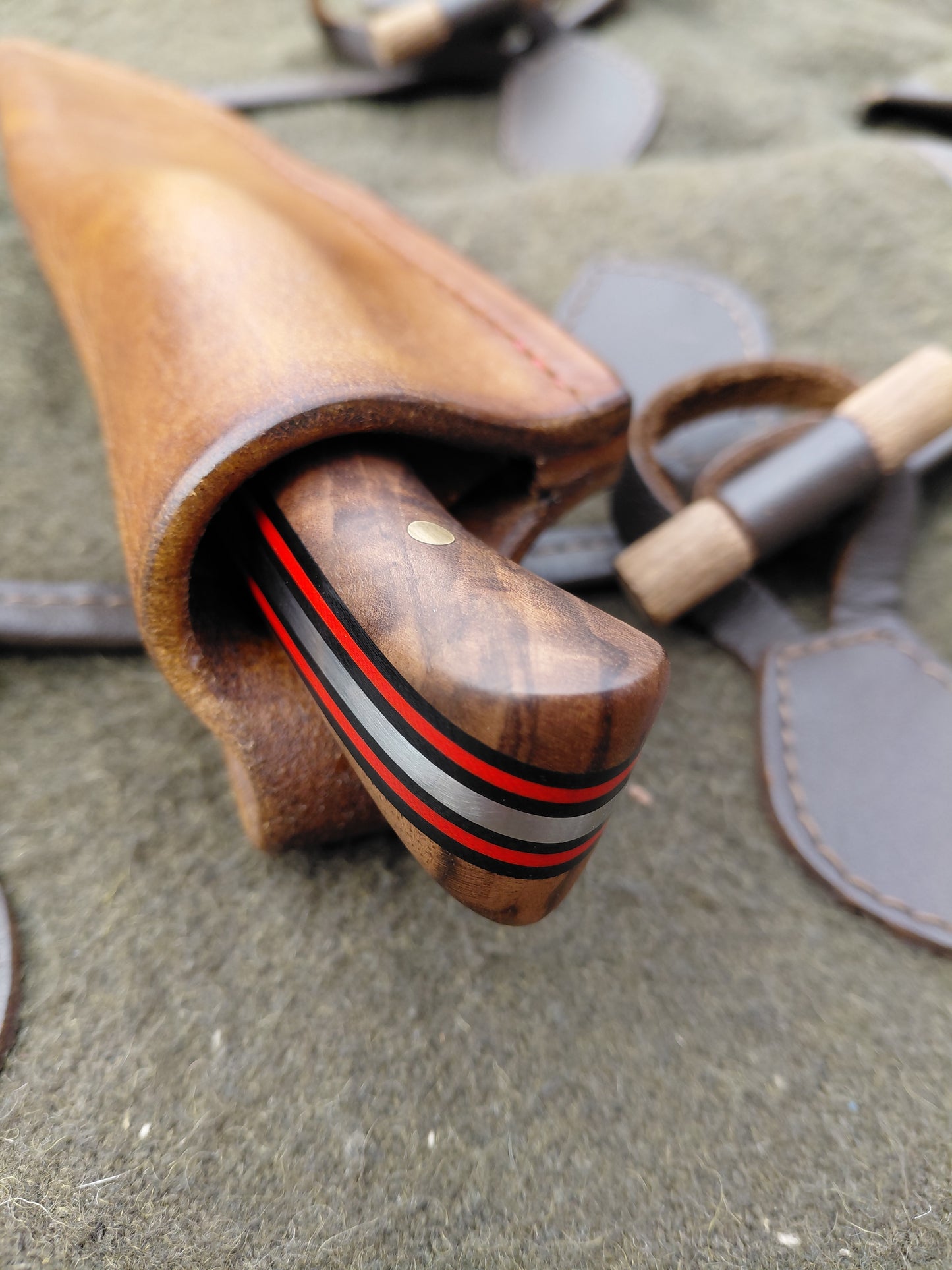 Roe Catcher Antler and Walnut