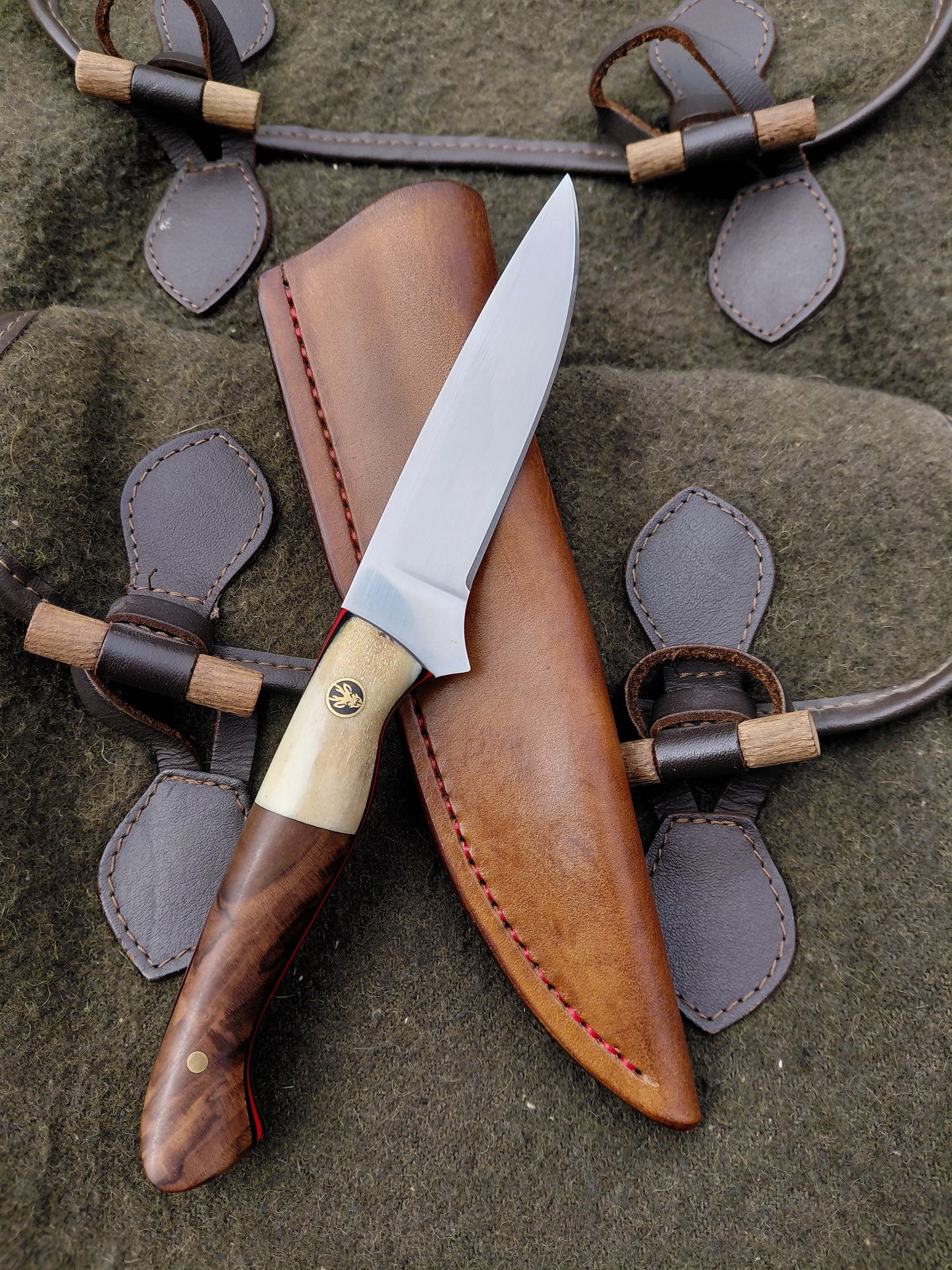 Roe Catcher Antler and Walnut