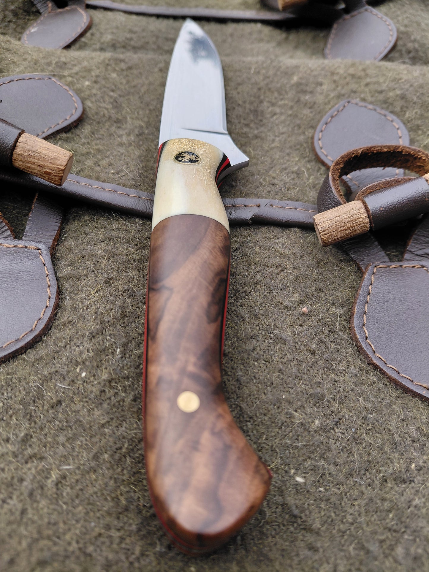Roe Catcher Antler and Walnut