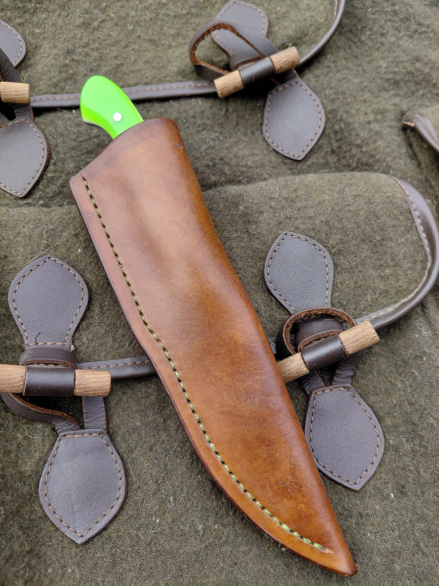 Roe Catcher Green moon glow