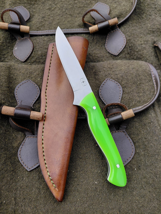 Roe Catcher Green moon glow