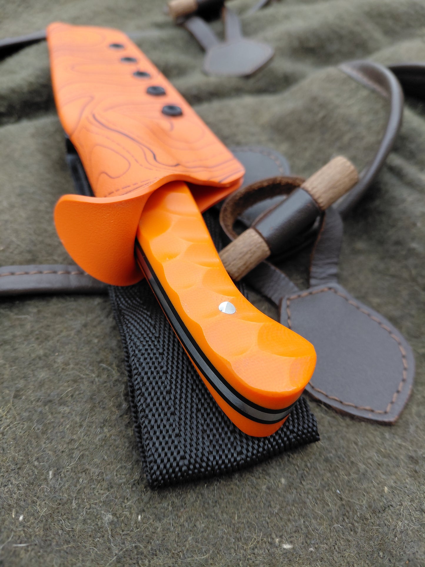 Roe Catcher Orange / Black