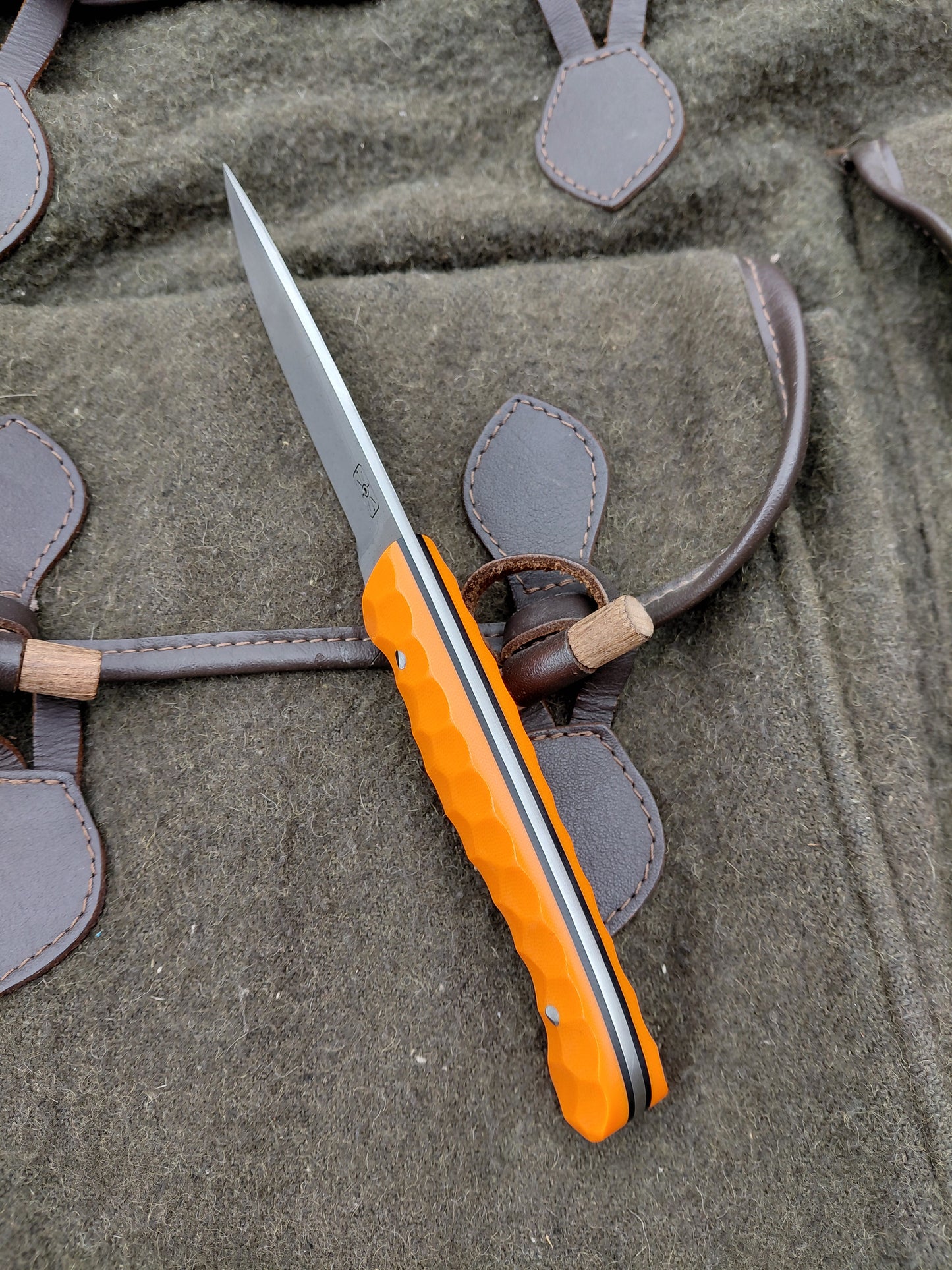 Roe Catcher Orange / Black