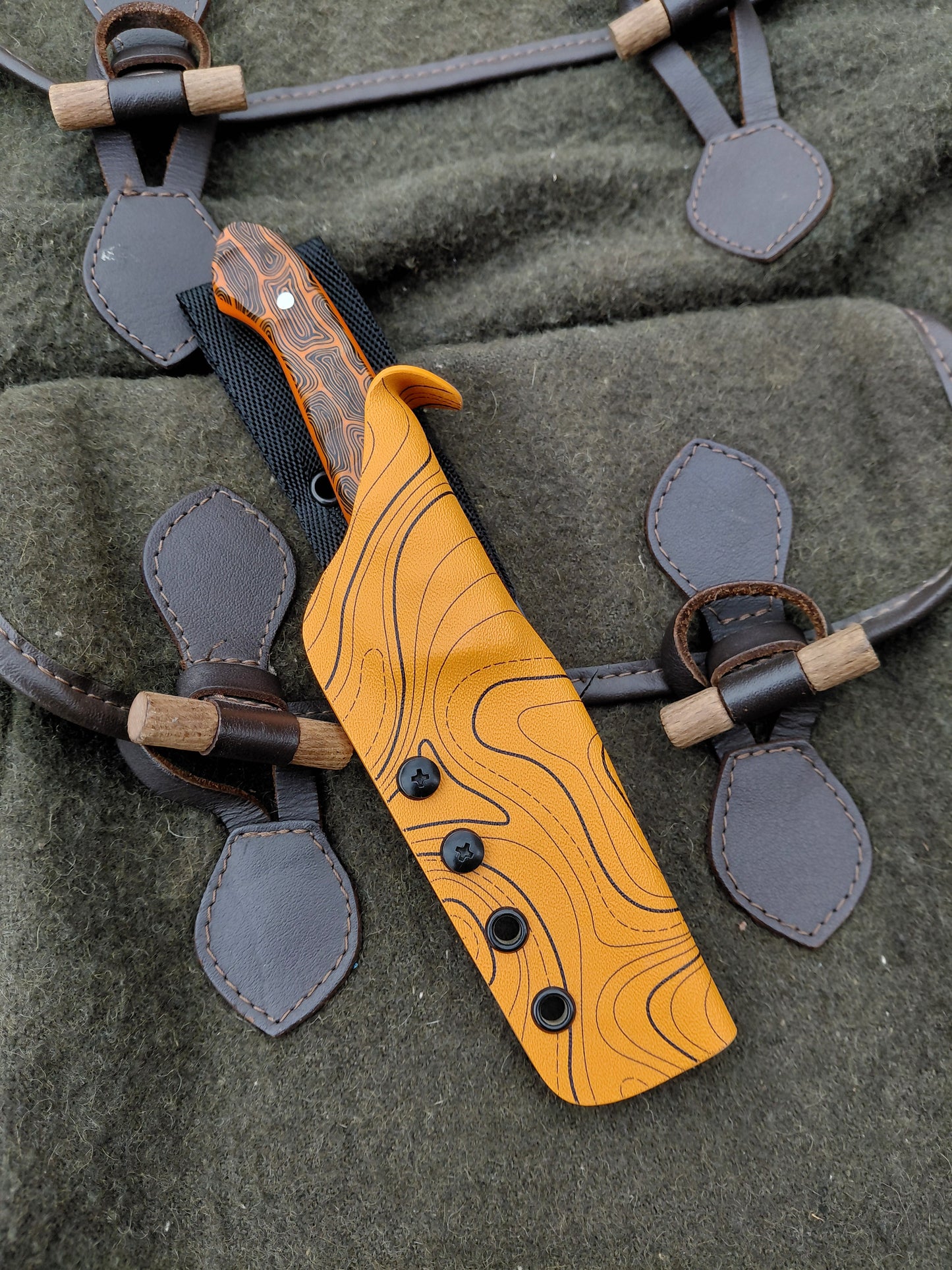 Catcher Orange Damascus G10