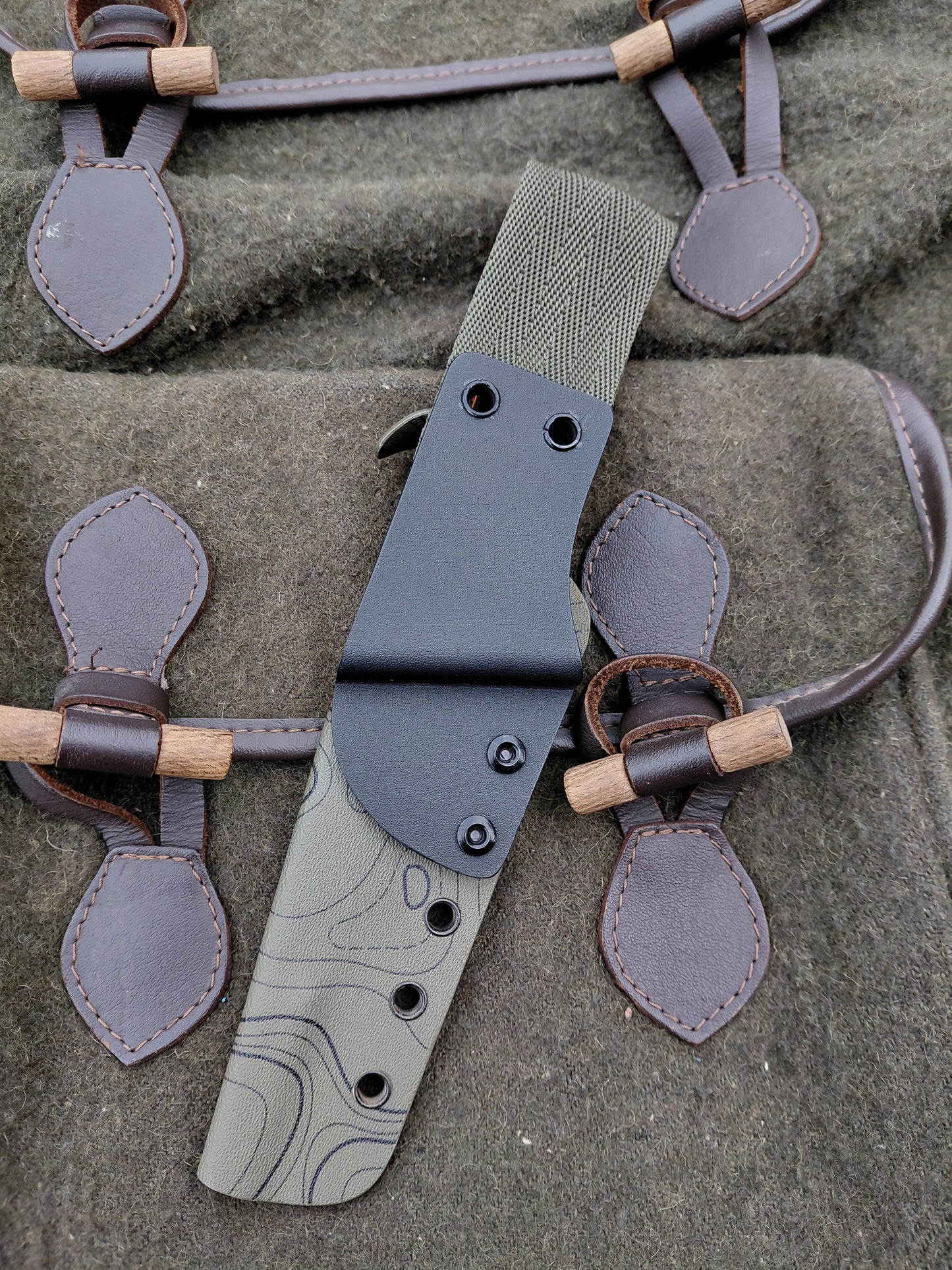 Muntjac Catcher Green Damascus