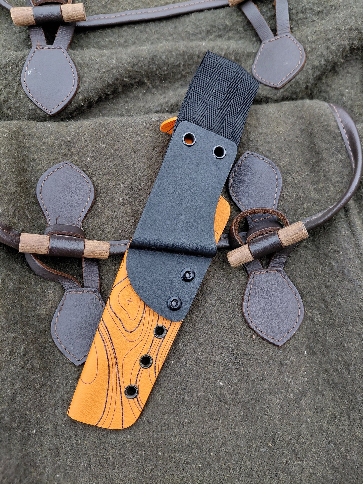 Muntjac Catcher Orange Damascus
