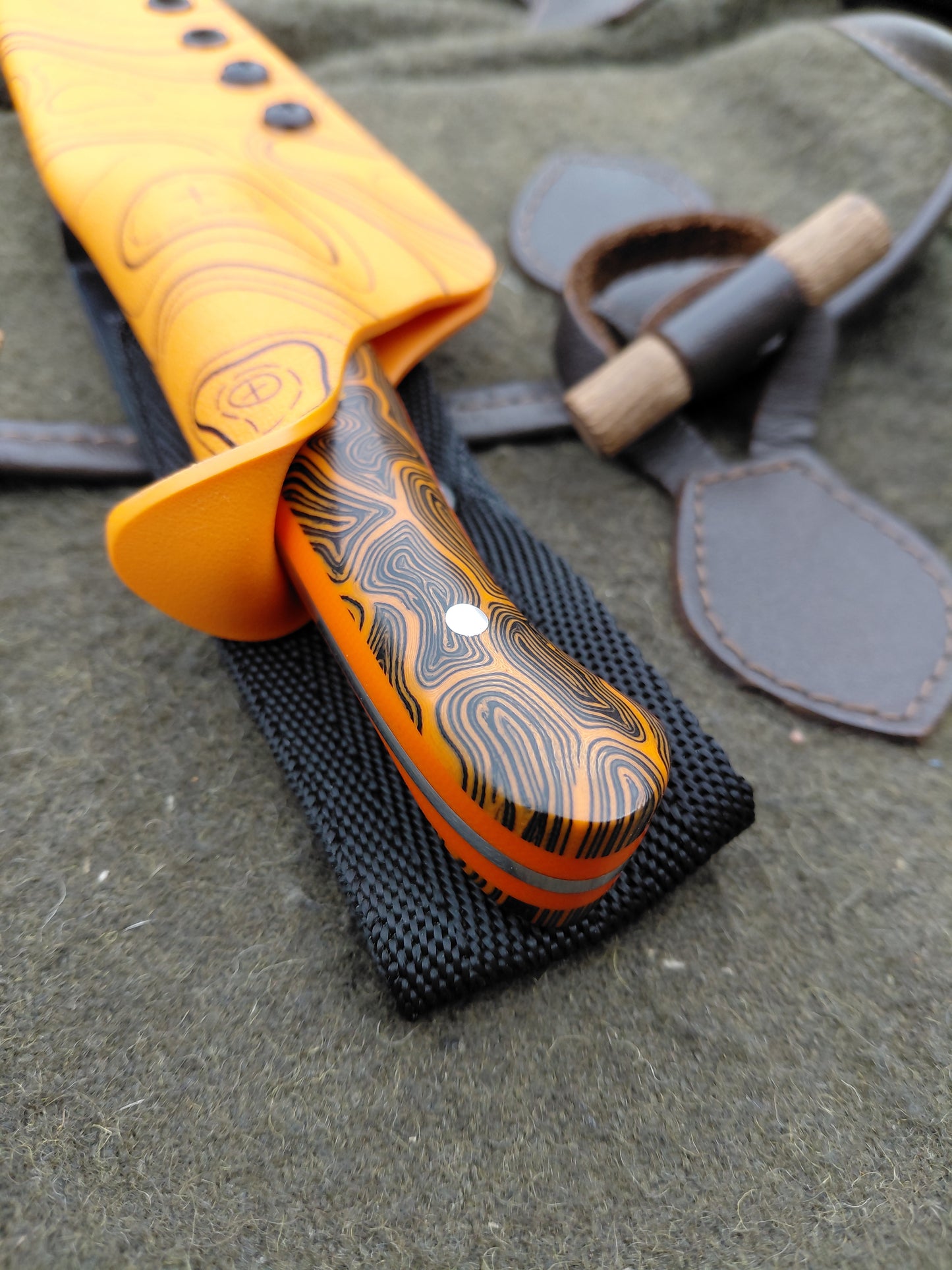 Muntjac Catcher Orange Damascus