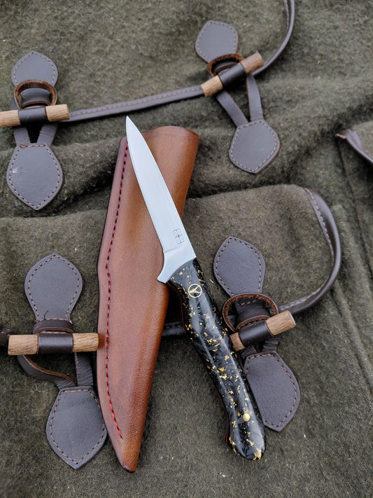 Muntjac Catcher Shredded Carbon fibre and Gold