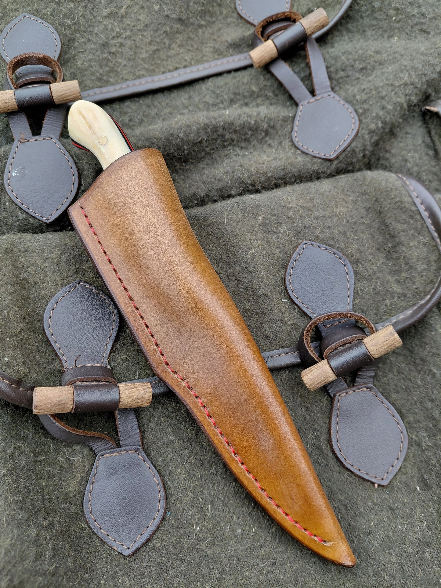 Muntjac Catcher Antler