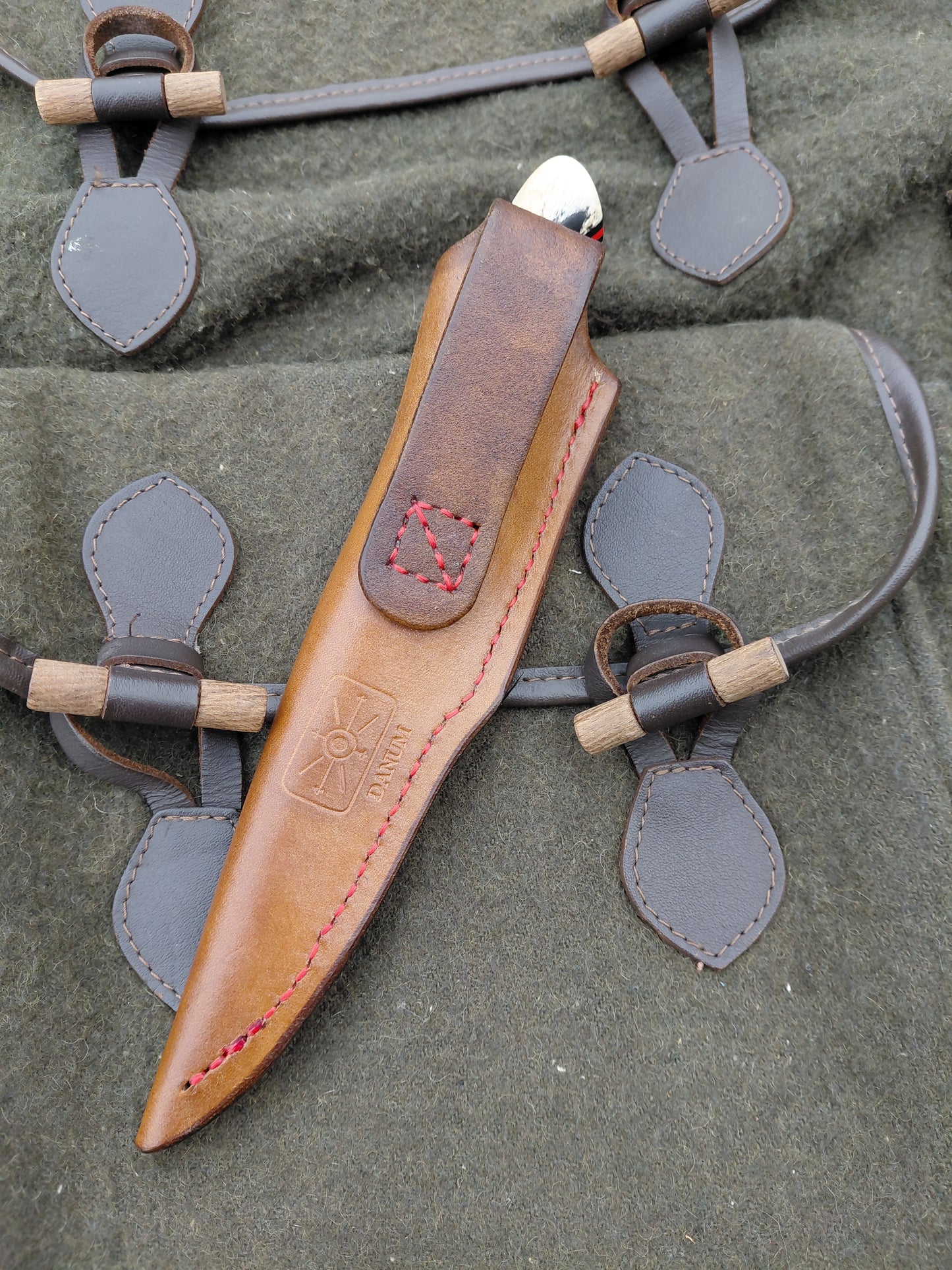 Muntjac Catcher Antler