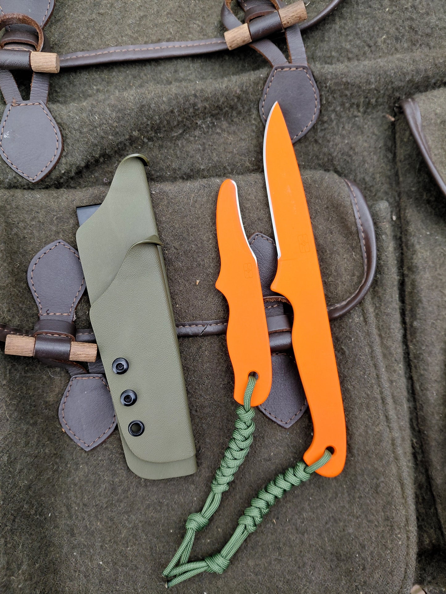 Naked Roe Catcher/Coney Kit Zipper Combo (Cerakoted) Green Kydex sheath