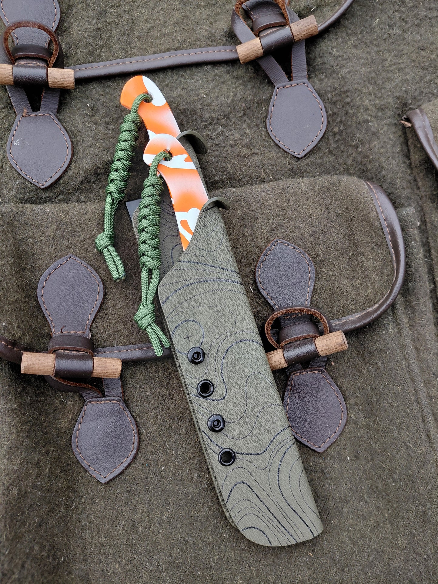Naked Fallow Catcher and Zipper Catcher Combo (Cerakoted) Green Kydex sheath (Copy)